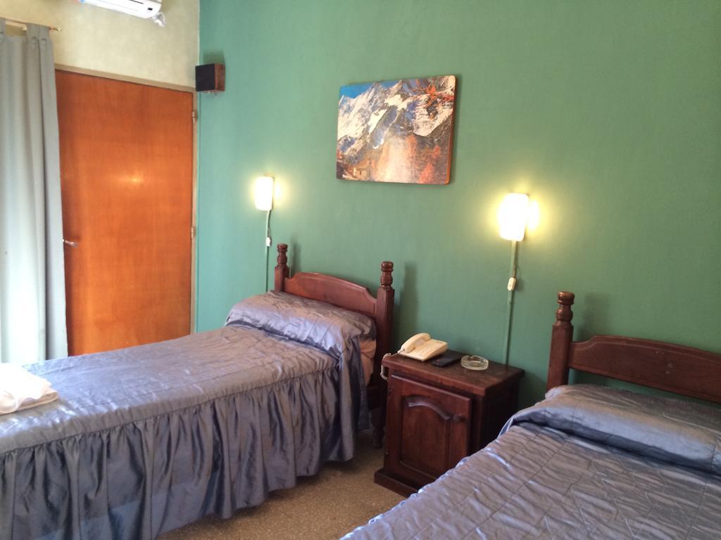 Hotel Cordoba Villa Carlos Paz Bilik gambar