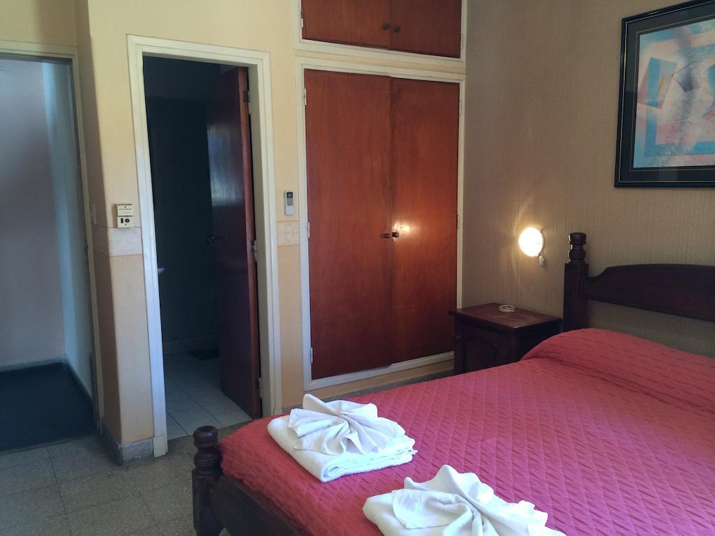 Hotel Cordoba Villa Carlos Paz Luaran gambar