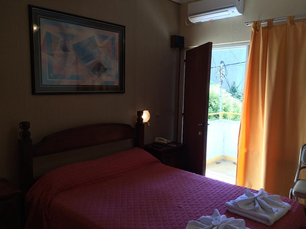 Hotel Cordoba Villa Carlos Paz Luaran gambar